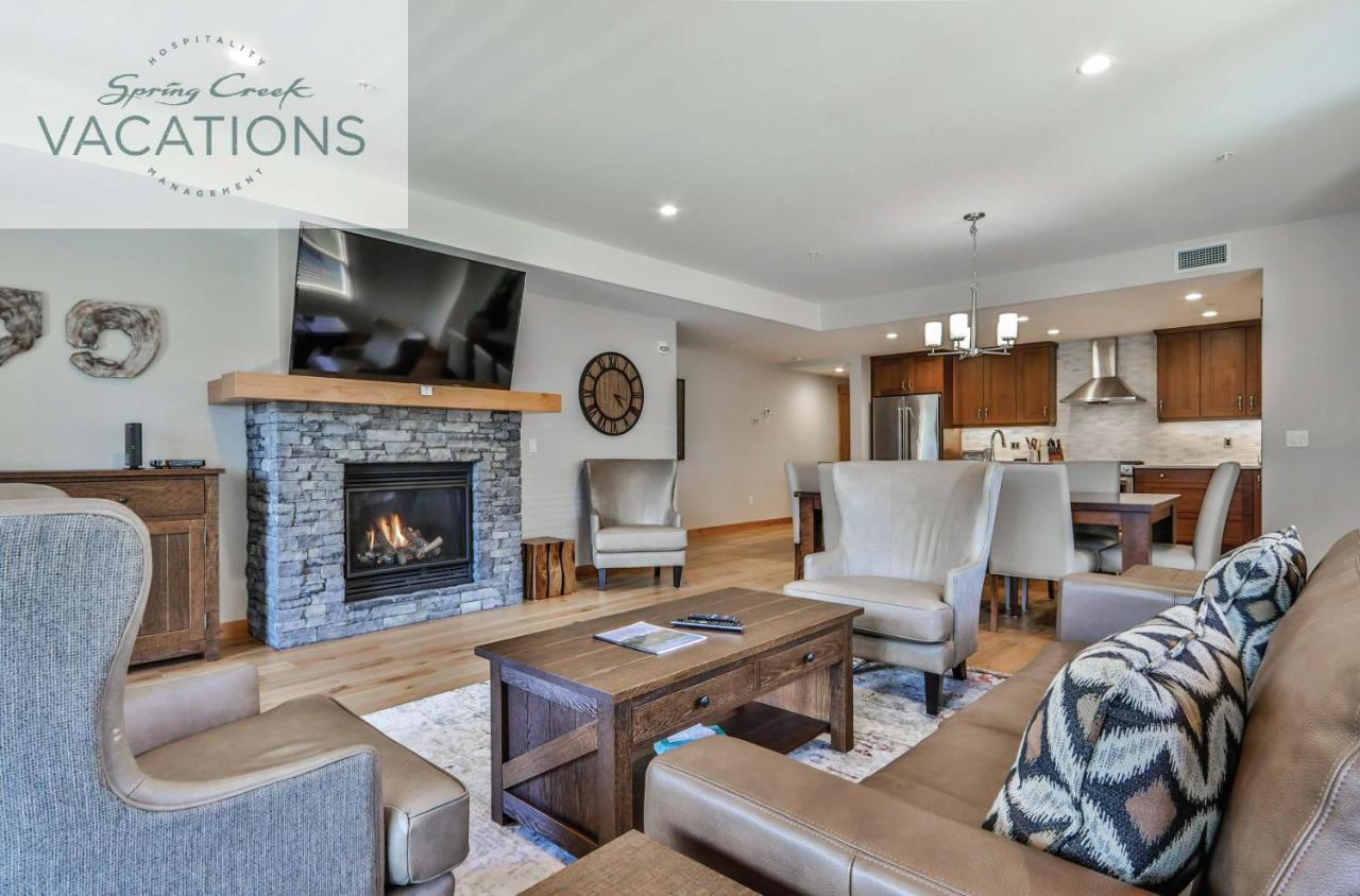 White Spruce Lodge By Spring Creek Vacations キャンモア 部屋 写真