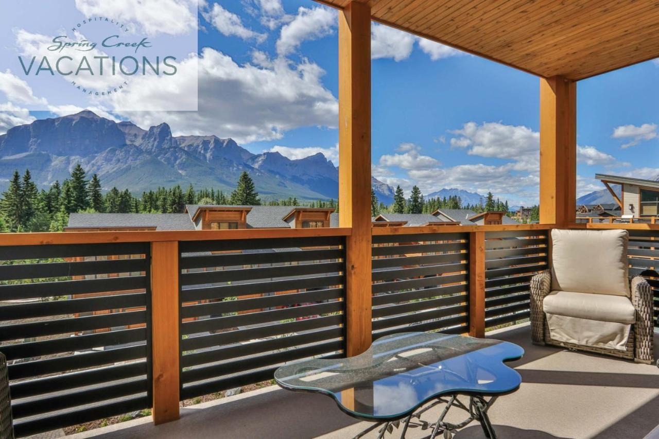 White Spruce Lodge By Spring Creek Vacations キャンモア 部屋 写真