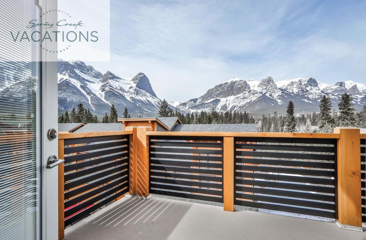 White Spruce Lodge By Spring Creek Vacations キャンモア 部屋 写真