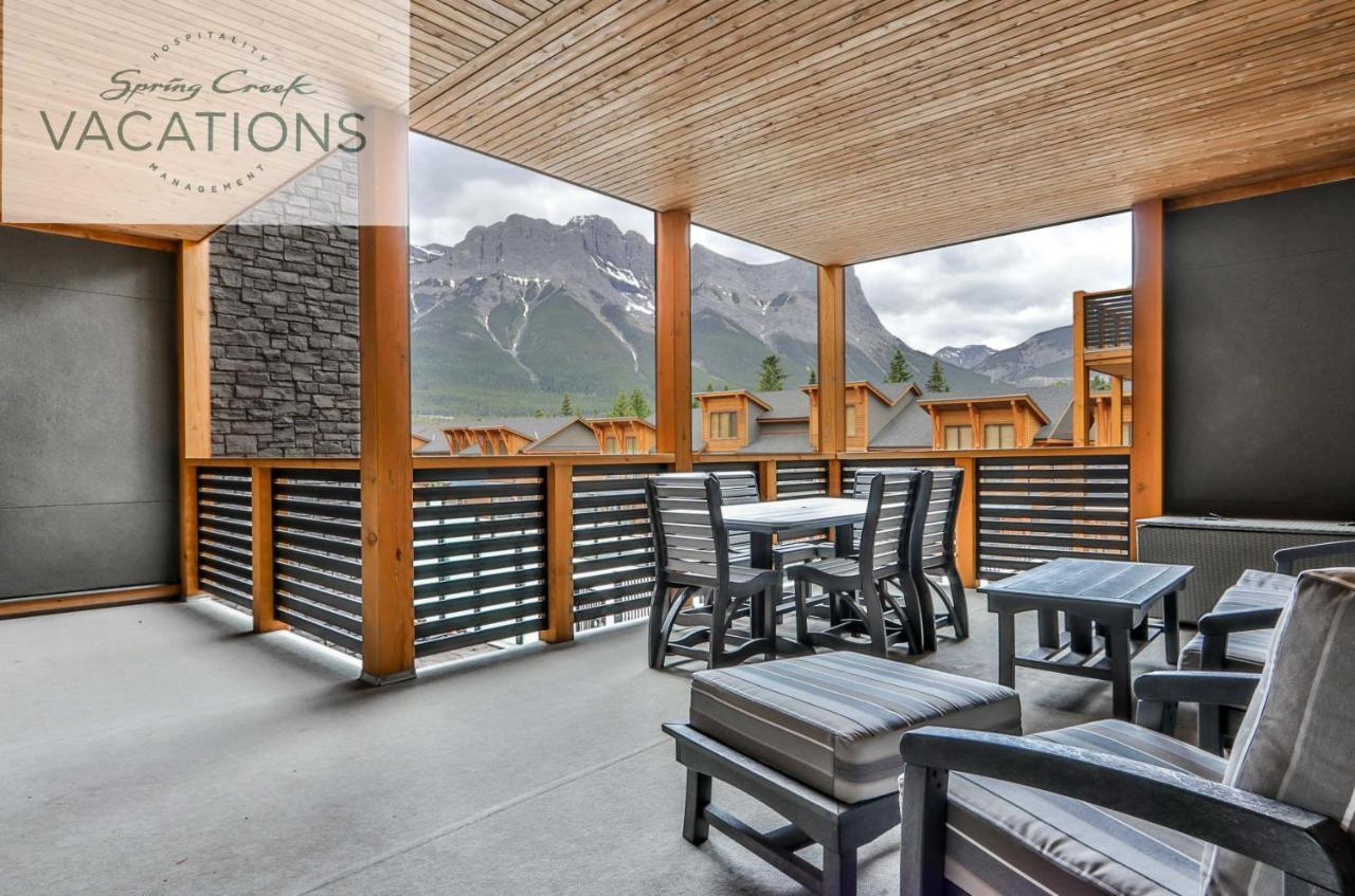 White Spruce Lodge By Spring Creek Vacations キャンモア 部屋 写真