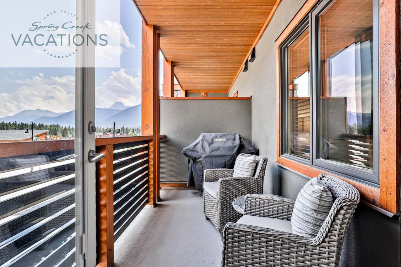 White Spruce Lodge By Spring Creek Vacations キャンモア 部屋 写真